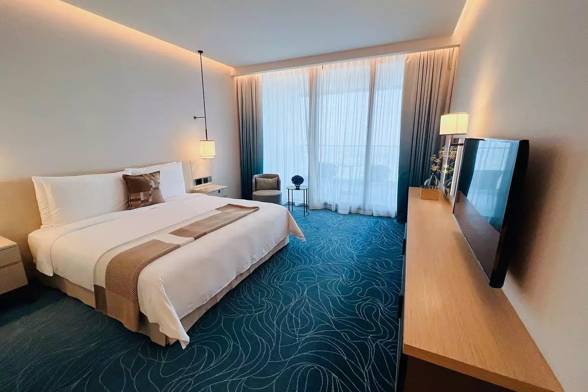 Flat 466m² in UAE, Dubai. Priced at 12485775€ rent photo-8