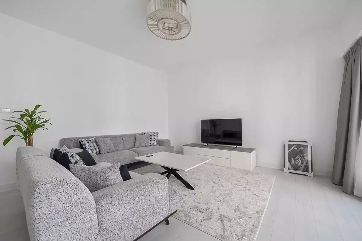 Flat 120m² in UAE, Dubai. Priced at 527827€ rent photo-2