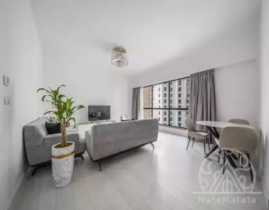 Buy in UAE for 527827€
