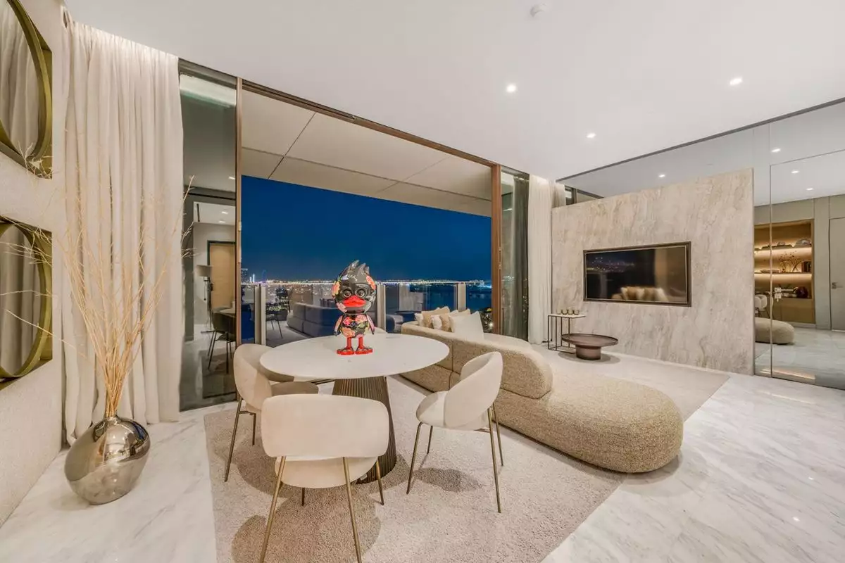 Flat 220m² in UAE, Dubai. Priced at 6334087€ rent photo-3