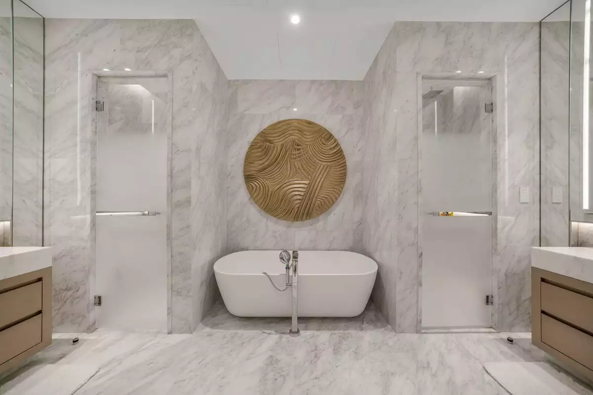 Flat 220m² in UAE, Dubai. Priced at 6334087€ rent photo-11