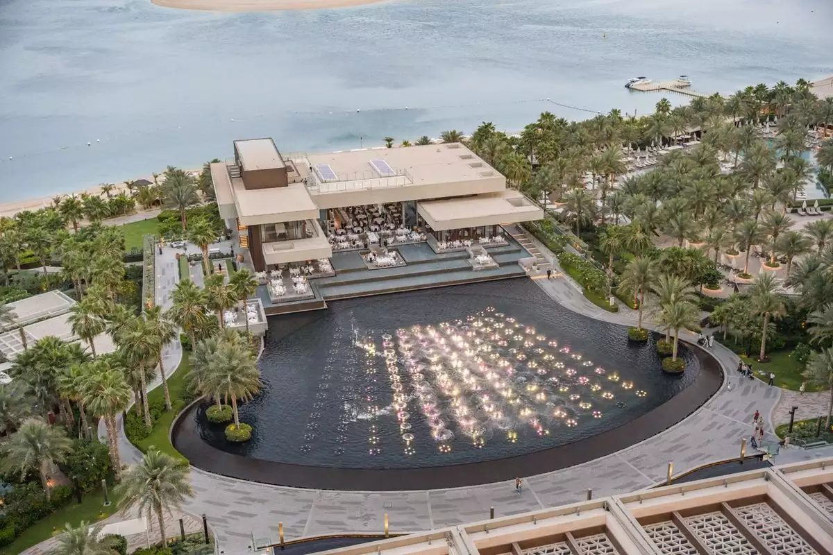Flat 220m² in UAE, Dubai. Priced at 6334087€ rent photo-18