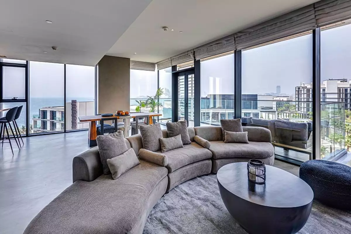 Flat 187m² in UAE, Dubai. Priced at 4152433€ rent photo-2