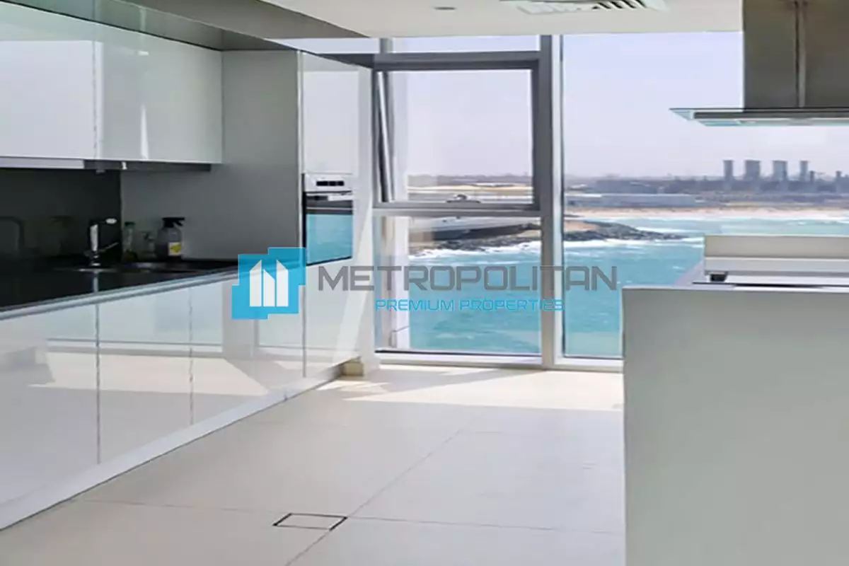 Flat 228m² in UAE, Dubai. Priced at 6242887€ rent photo-10