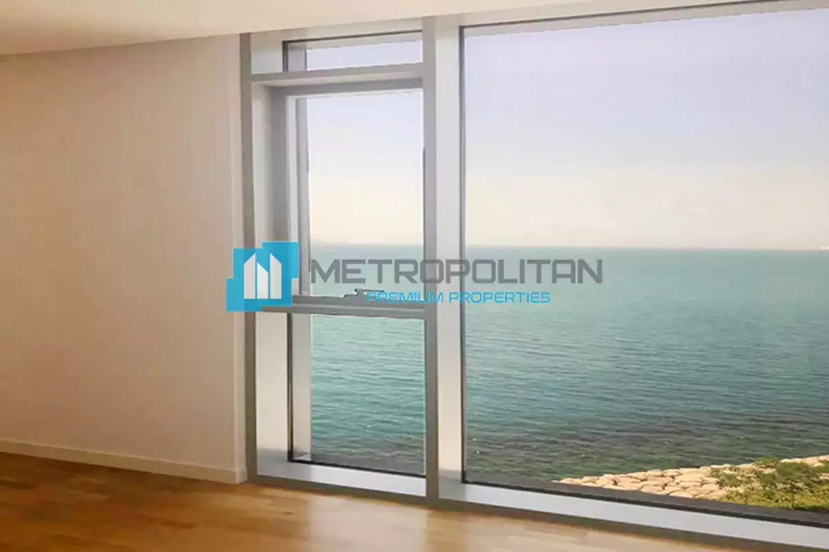 Flat 228m² in UAE, Dubai. Priced at 6242887€ rent photo-13