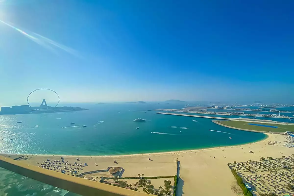 Flat 206m² in UAE, Dubai. Priced at 2244942€ rent photo-1