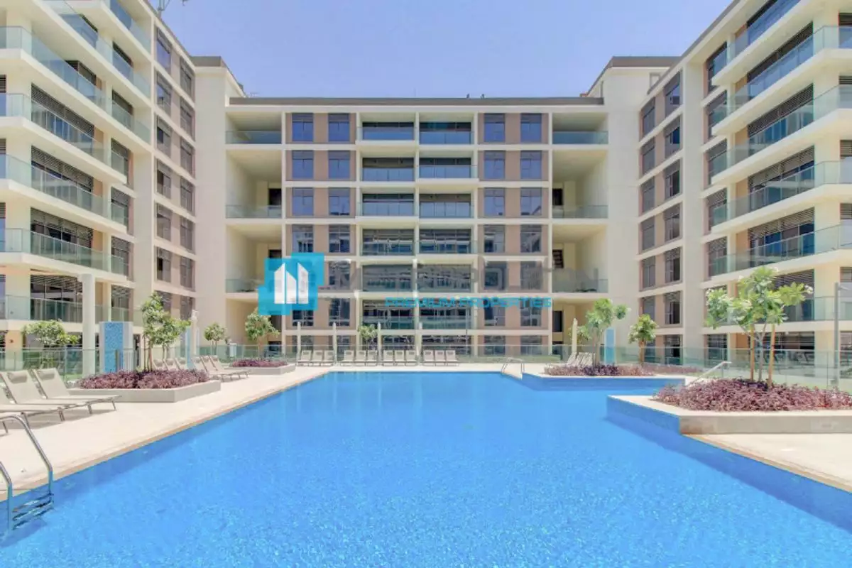 Flat 232m² in UAE, Dubai. Priced at 1123720€ rent photo-12