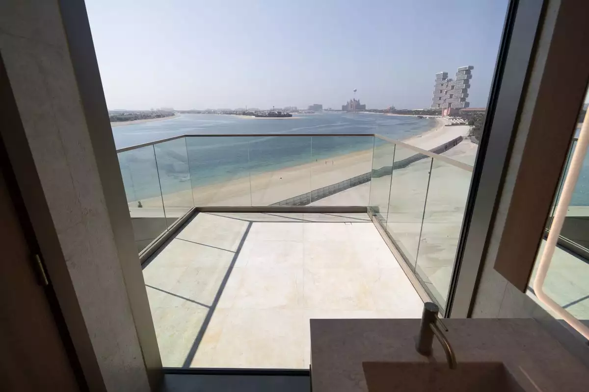 Flat 188m² in UAE, Dubai. Priced at 2805430€ rent photo-26
