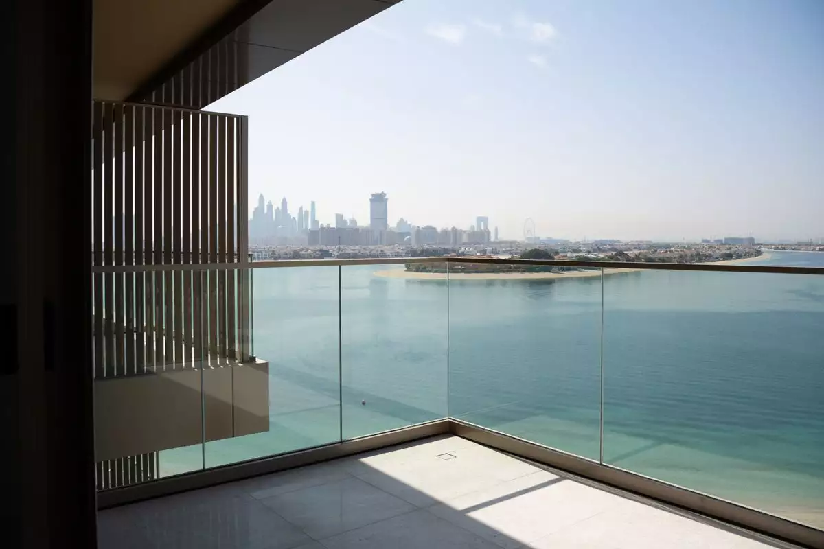 Flat 165m² in UAE, Dubai. Priced at 2706122€ rent photo-1