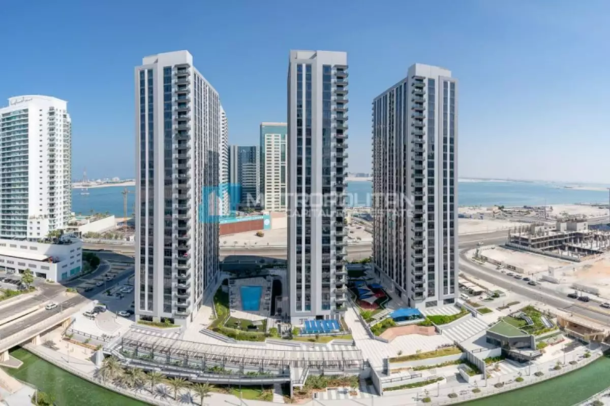 Flat 90m² in UAE, Abu Dhabi. Priced at 324630€ rent photo-2