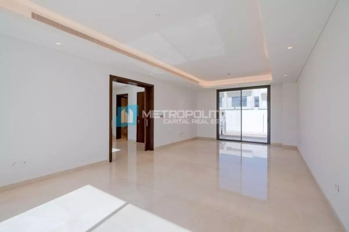 Villa 622m² in UAE, Abu Dhabi. Priced at 2497155€ rent photo-6