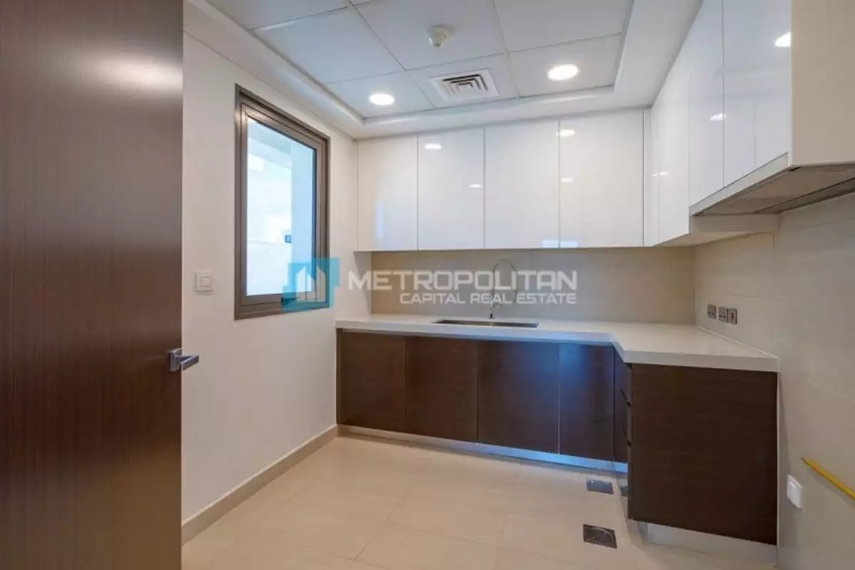 Villa 622m² in UAE, Abu Dhabi. Priced at 2497155€ rent photo-17