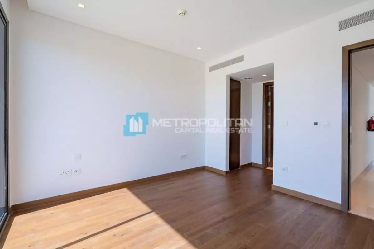 Villa 622m² in UAE, Abu Dhabi. Priced at 2497155€ rent photo-22