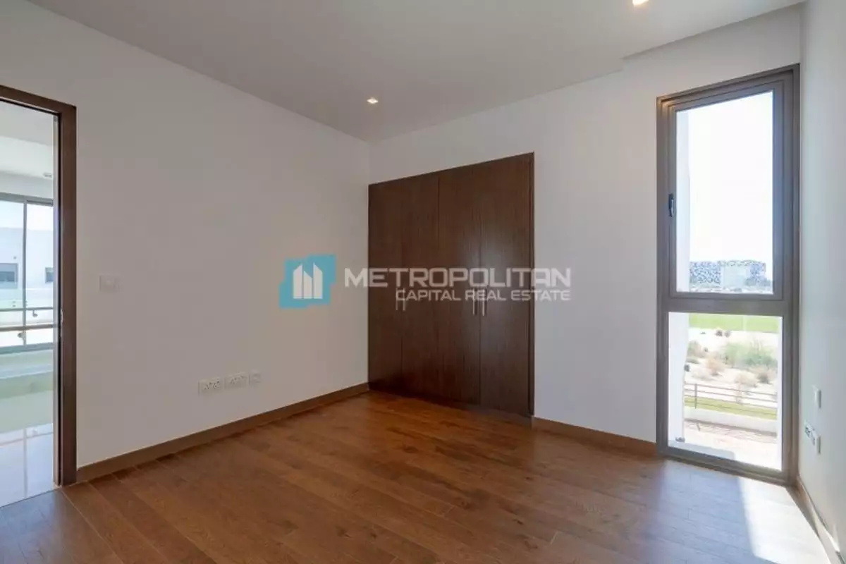 Villa 622m² in UAE, Abu Dhabi. Priced at 2497155€ rent photo-23
