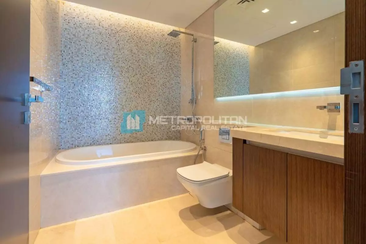 Villa 622m² in UAE, Abu Dhabi. Priced at 2497155€ rent photo-27