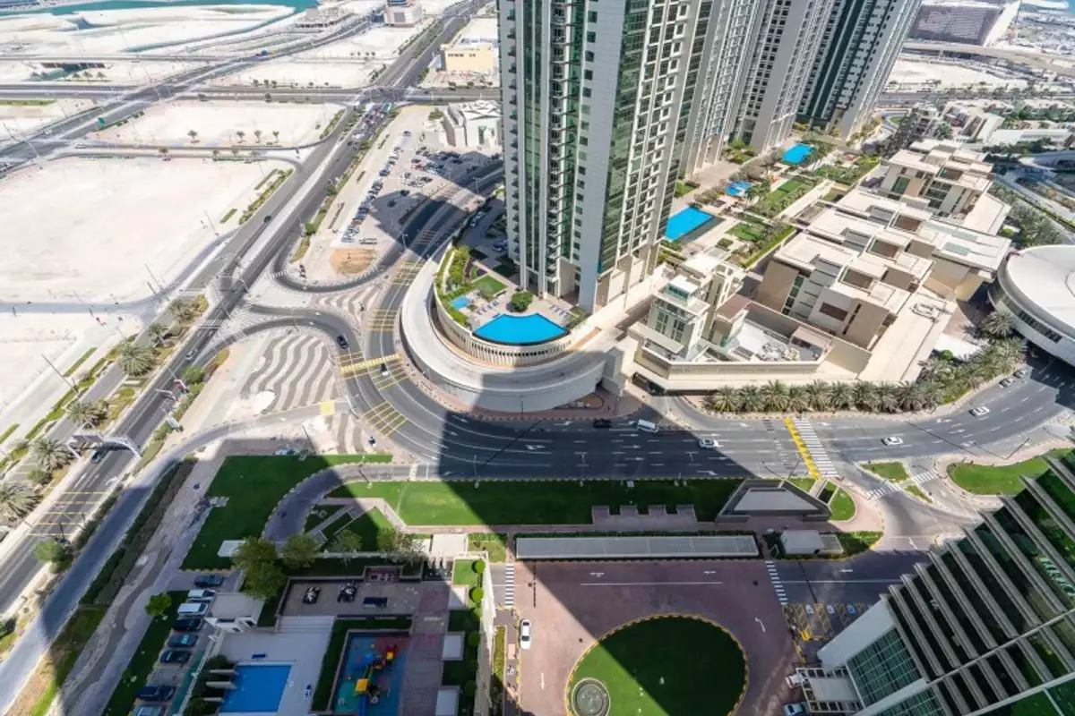 Flat 82m² in UAE, Abu Dhabi. Priced at 251663€ rent photo-1