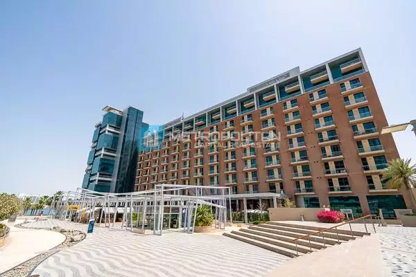 Flat 79m² in UAE, Abu Dhabi. Priced at 337116€ rent photo-1
