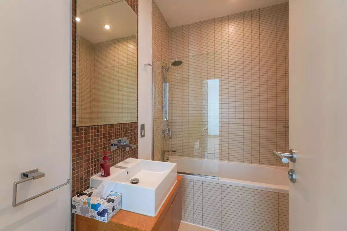 Flat 79m² in UAE, Abu Dhabi. Priced at 337116€ rent photo-12
