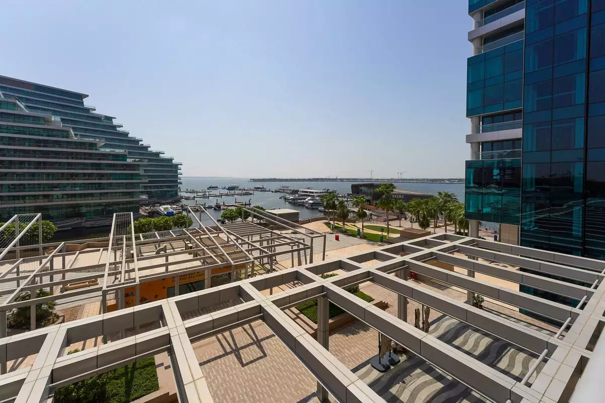 Flat 79m² in UAE, Abu Dhabi. Priced at 337116€ rent photo-14
