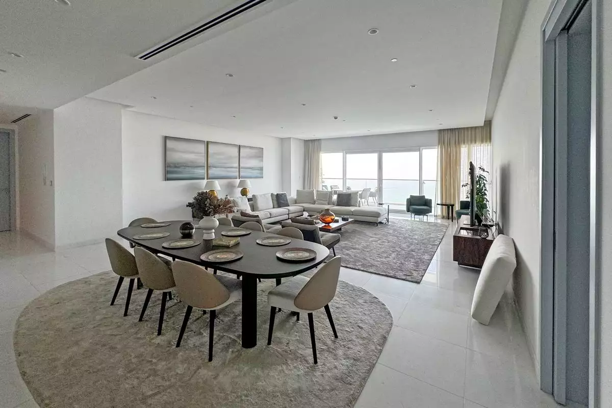 Flat 349m² in UAE, Dubai. Priced at 5144139€ rent photo-2