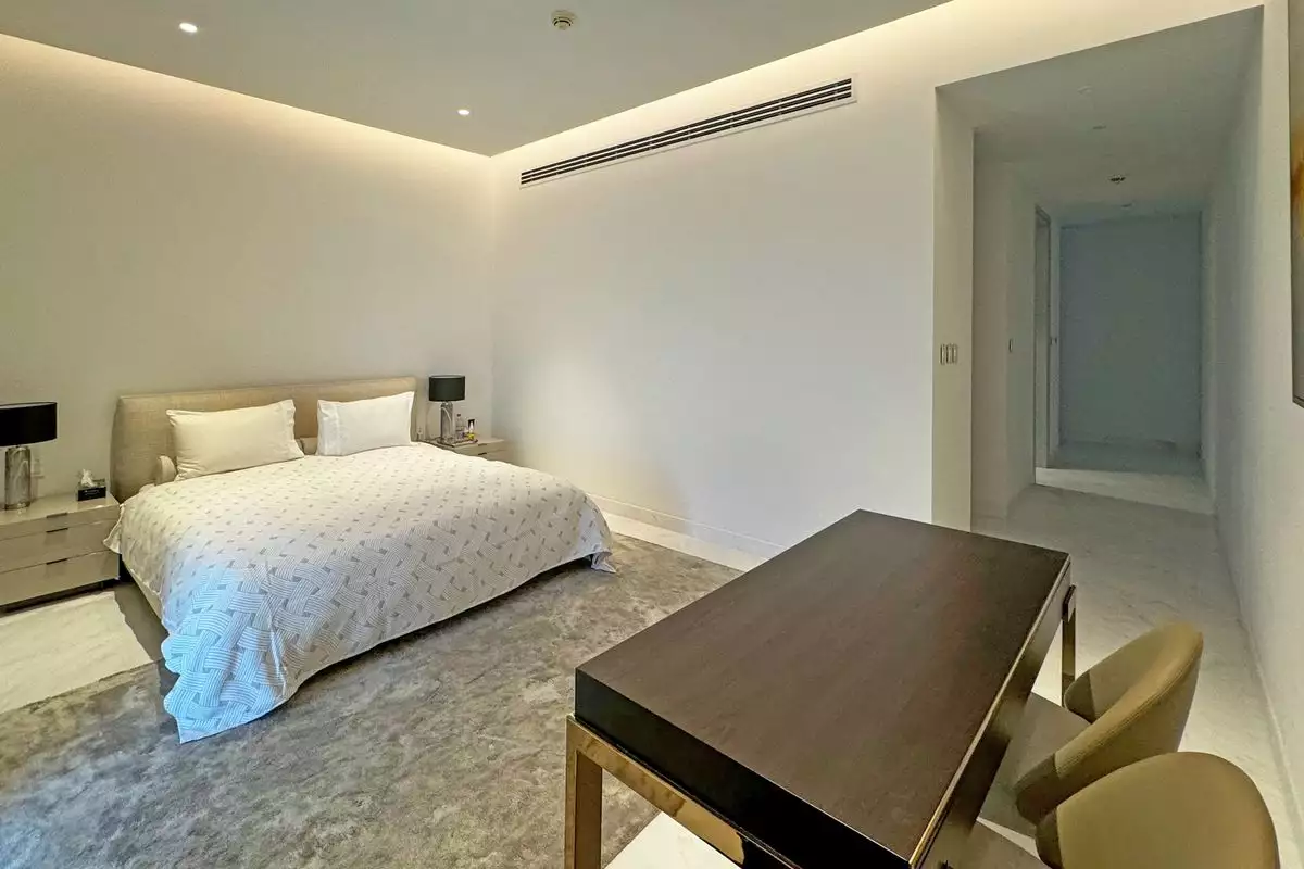 Flat 349m² in UAE, Dubai. Priced at 5144139€ rent photo-10