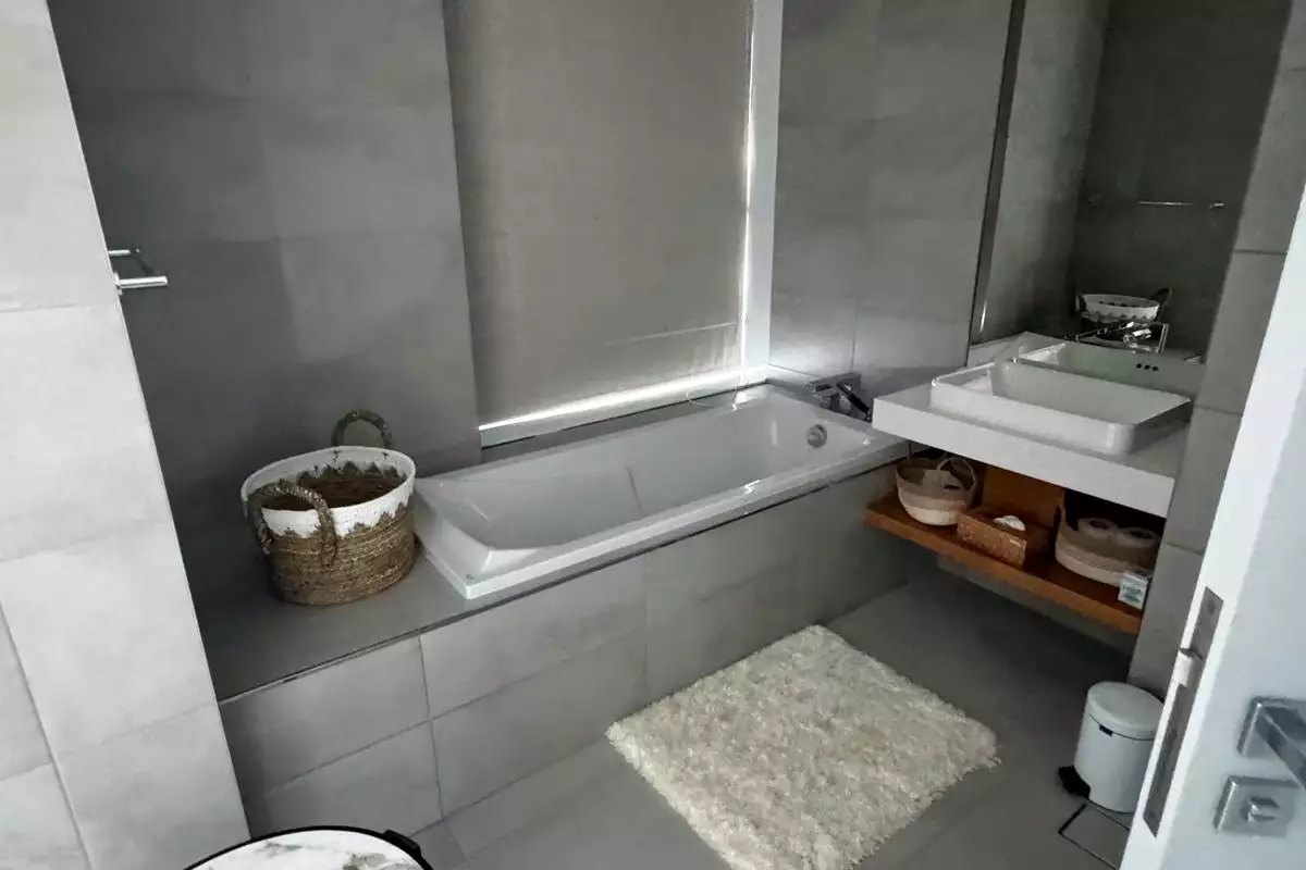 Flat 349m² in UAE, Dubai. Priced at 5144139€ rent photo-24