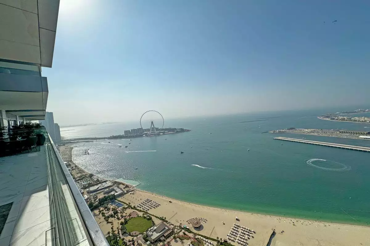 Flat 349m² in UAE, Dubai. Priced at 5144139€ rent photo-27