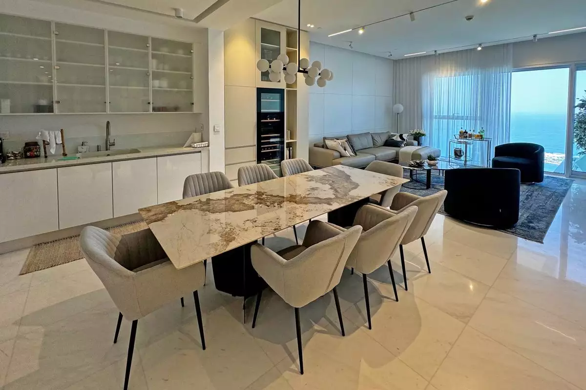 Flat 241m² in UAE, Dubai. Priced at 4494879€ rent photo-3