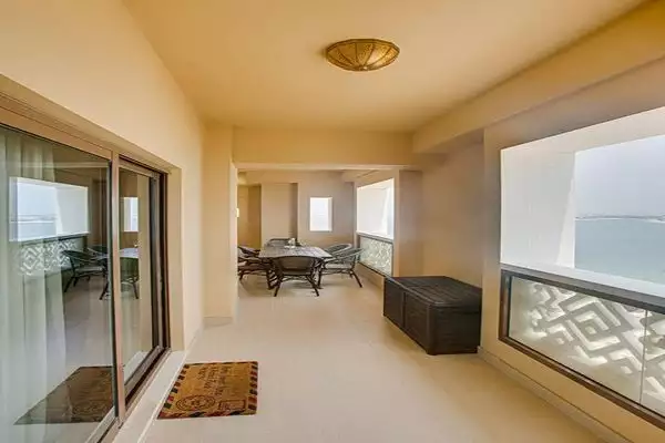 Flat 333m² in UAE, Dubai. Priced at 2746870€ rent photo-1