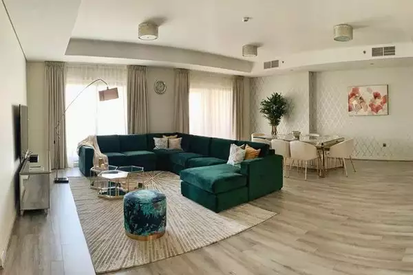 Flat 333m² in UAE, Dubai. Priced at 2746870€ rent photo-2