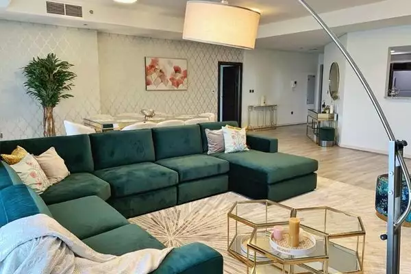 Flat 333m² in UAE, Dubai. Priced at 2746870€ rent photo-4