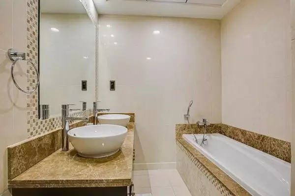 Flat 333m² in UAE, Dubai. Priced at 2746870€ rent photo-5