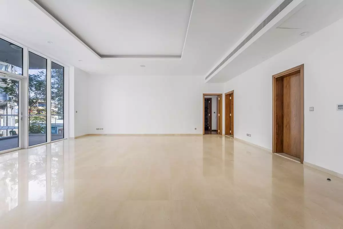 Flat 227m² in UAE, Dubai. Priced at 1559829€ rent photo-3