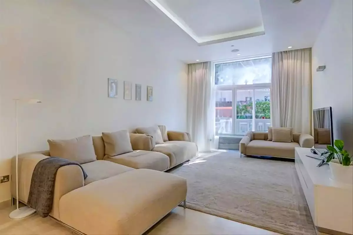 Flat 132m² in UAE, Dubai. Priced at 749146€ rent photo-1