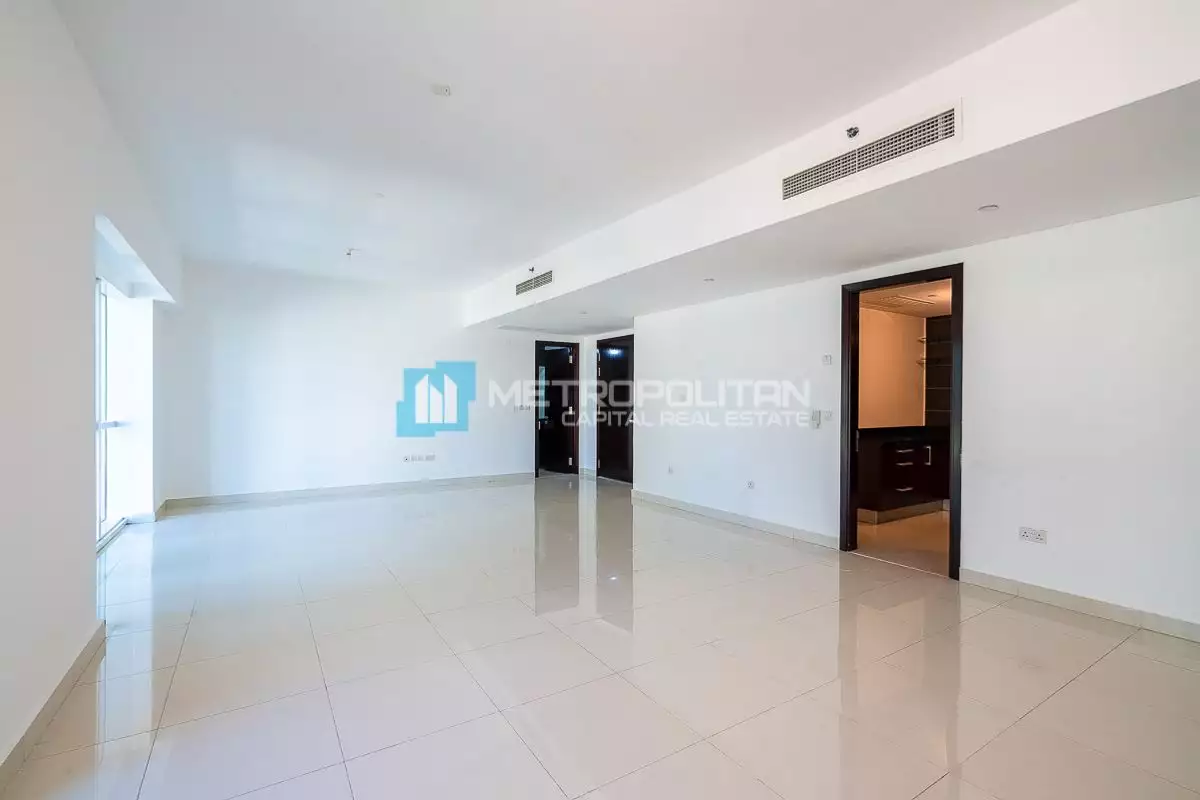 Flat 160m² in UAE, Abu Dhabi. Priced at 506853€ rent photo-4