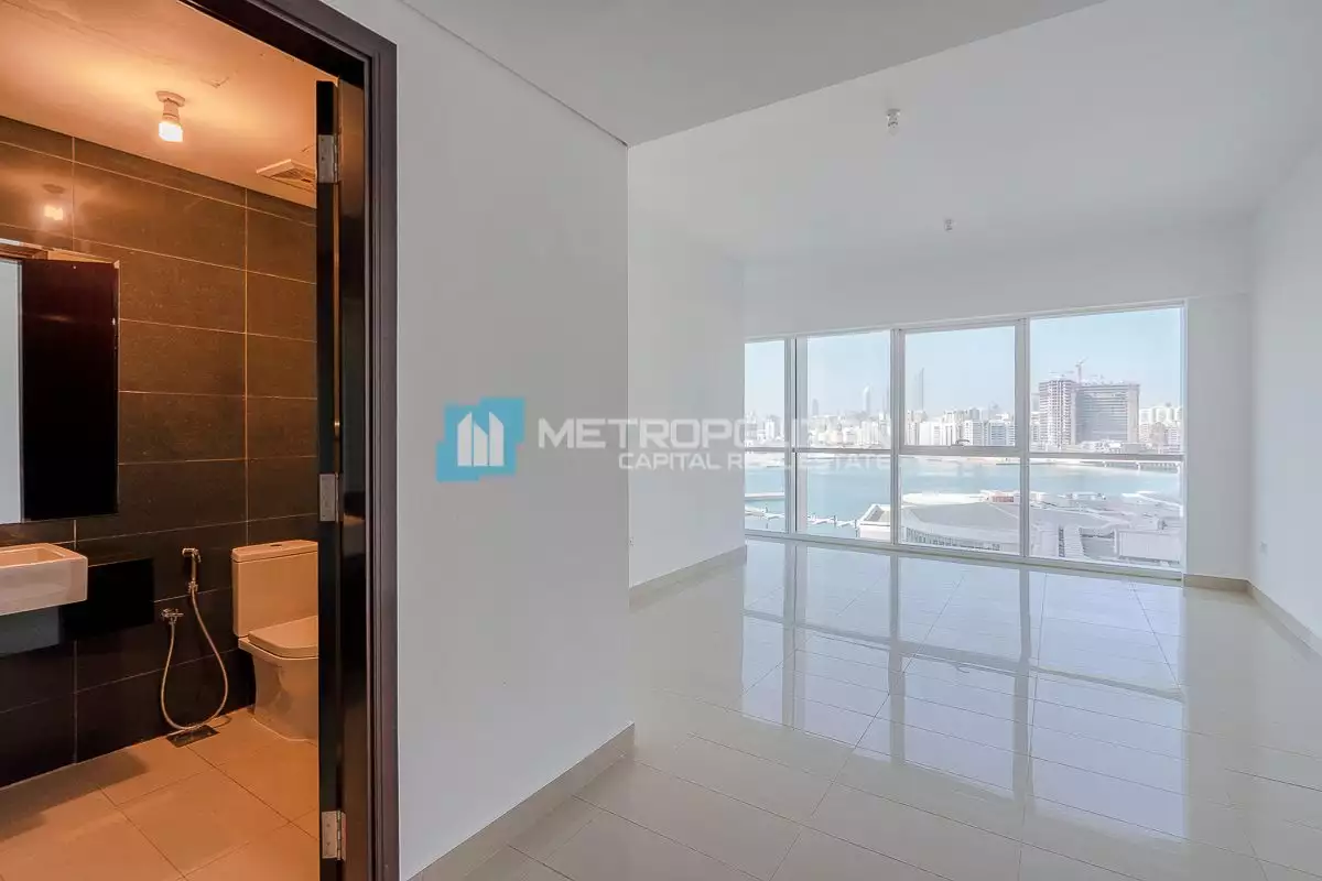 Flat 160m² in UAE, Abu Dhabi. Priced at 506853€ rent photo-10
