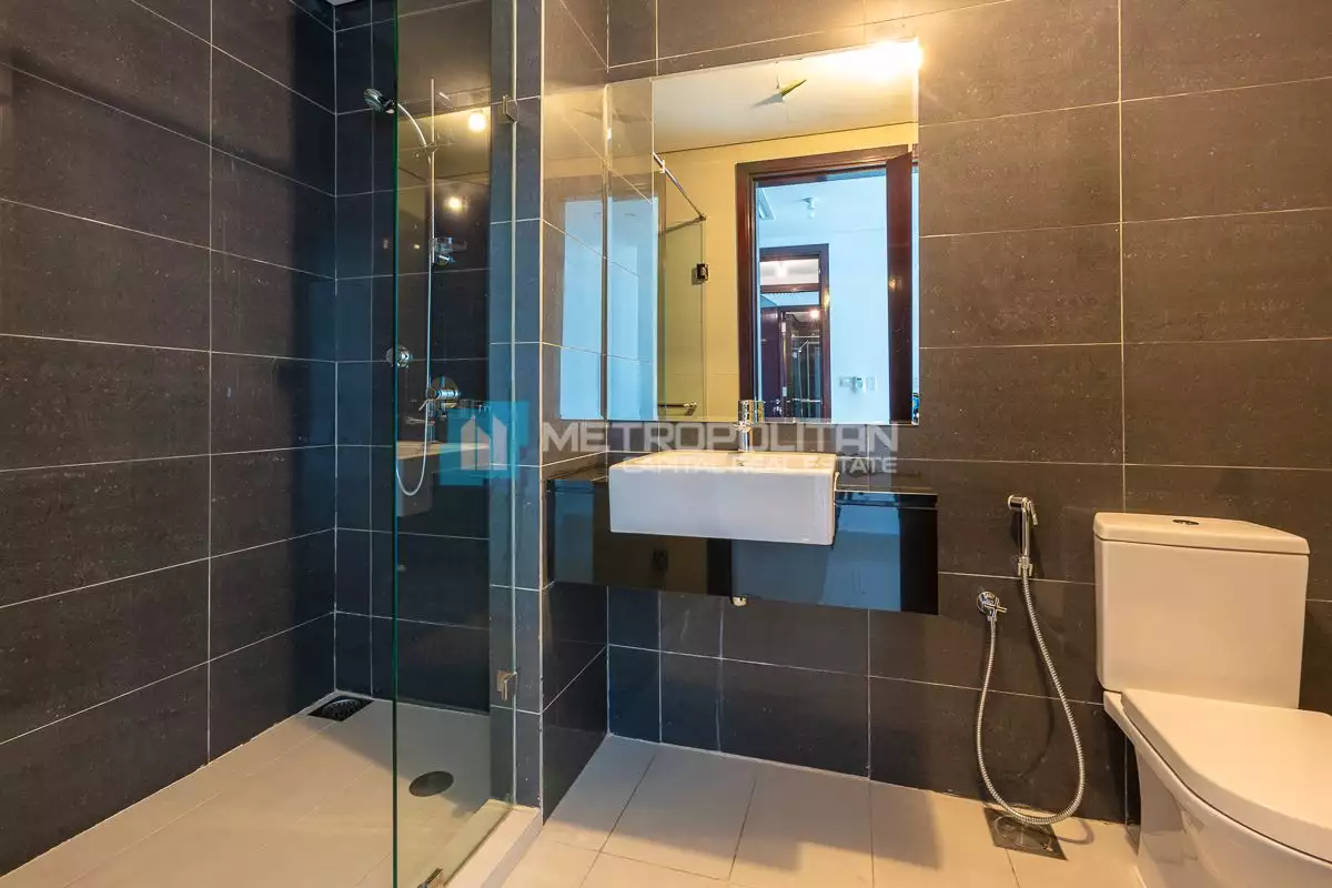 Flat 160m² in UAE, Abu Dhabi. Priced at 506853€ rent photo-15