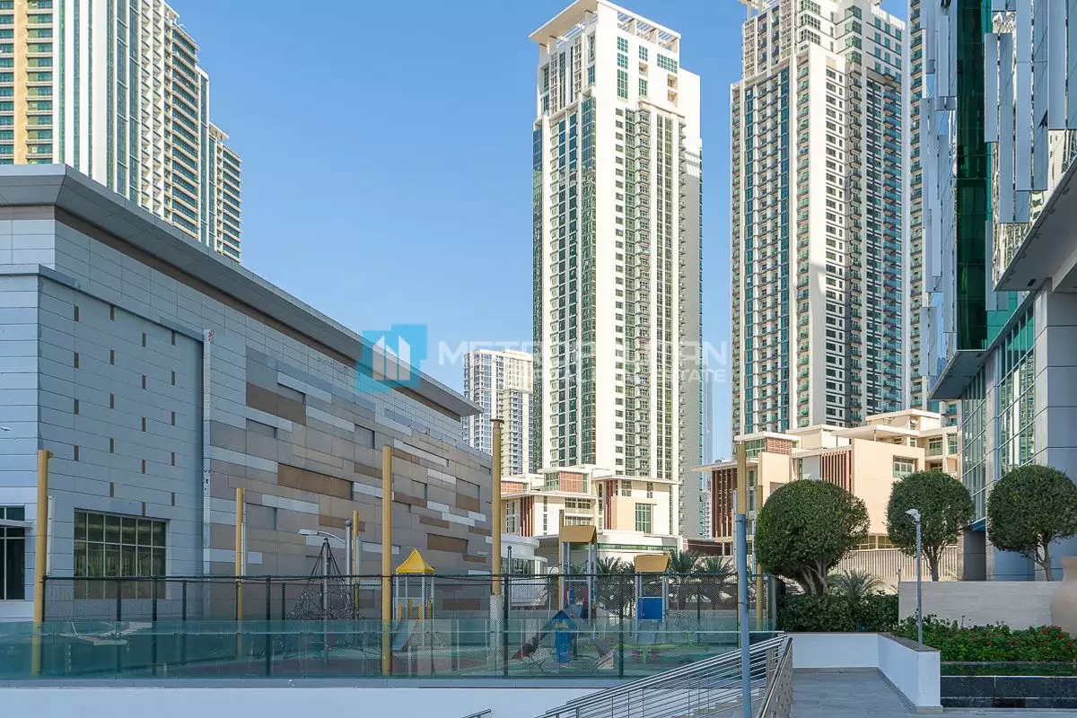 Flat 160m² in UAE, Abu Dhabi. Priced at 506853€ rent photo-17