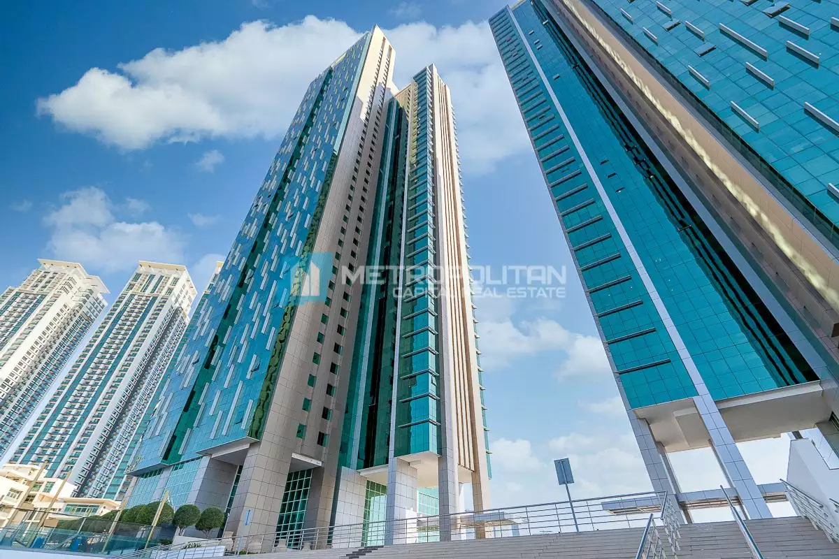 Flat 160m² in UAE, Abu Dhabi. Priced at 506853€ rent photo-18