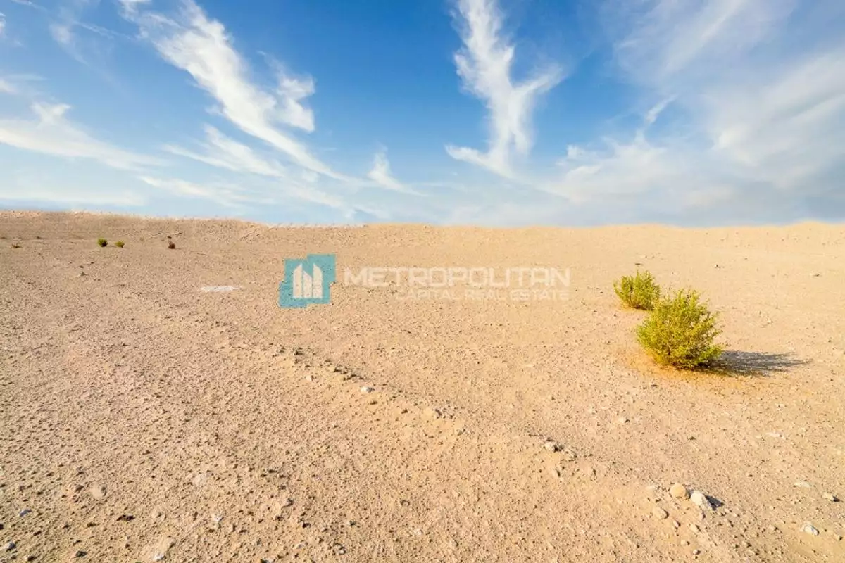 Land 2941m² in UAE, Abu Dhabi. Priced at 2996586€ rent photo-6