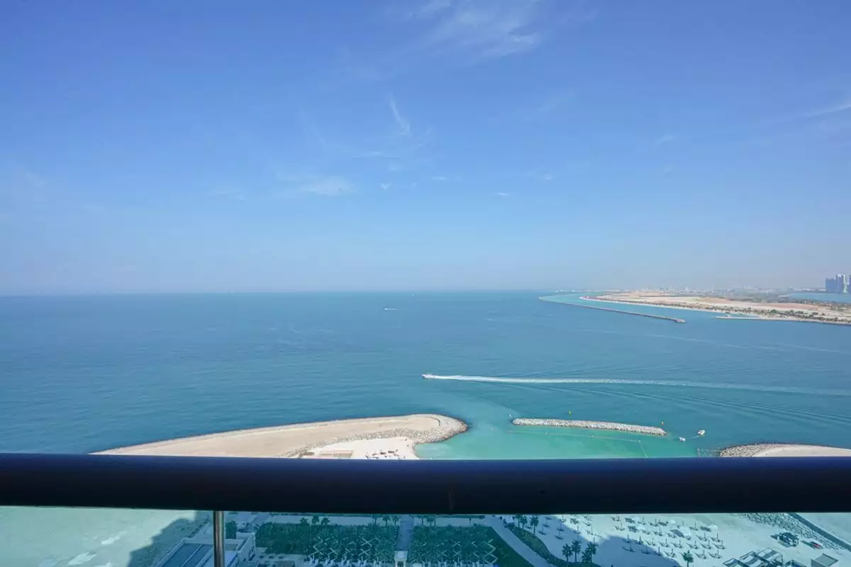 Flat 273m² in UAE, Abu Dhabi. Priced at 1887469€ rent photo-1