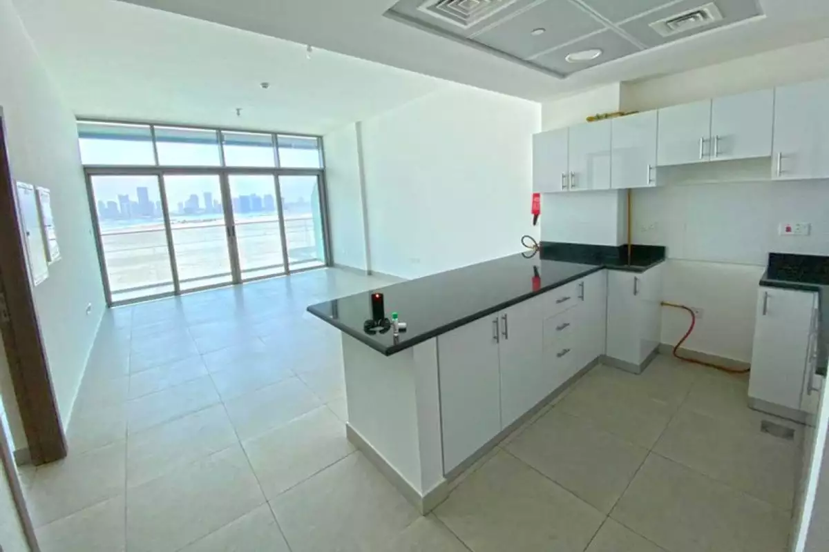 Flat 84m² in UAE, Abu Dhabi. Priced at 358342€ rent photo-1