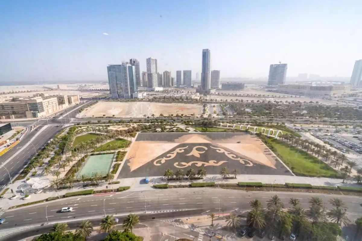 Flat 84m² in UAE, Abu Dhabi. Priced at 200594€ rent photo-3