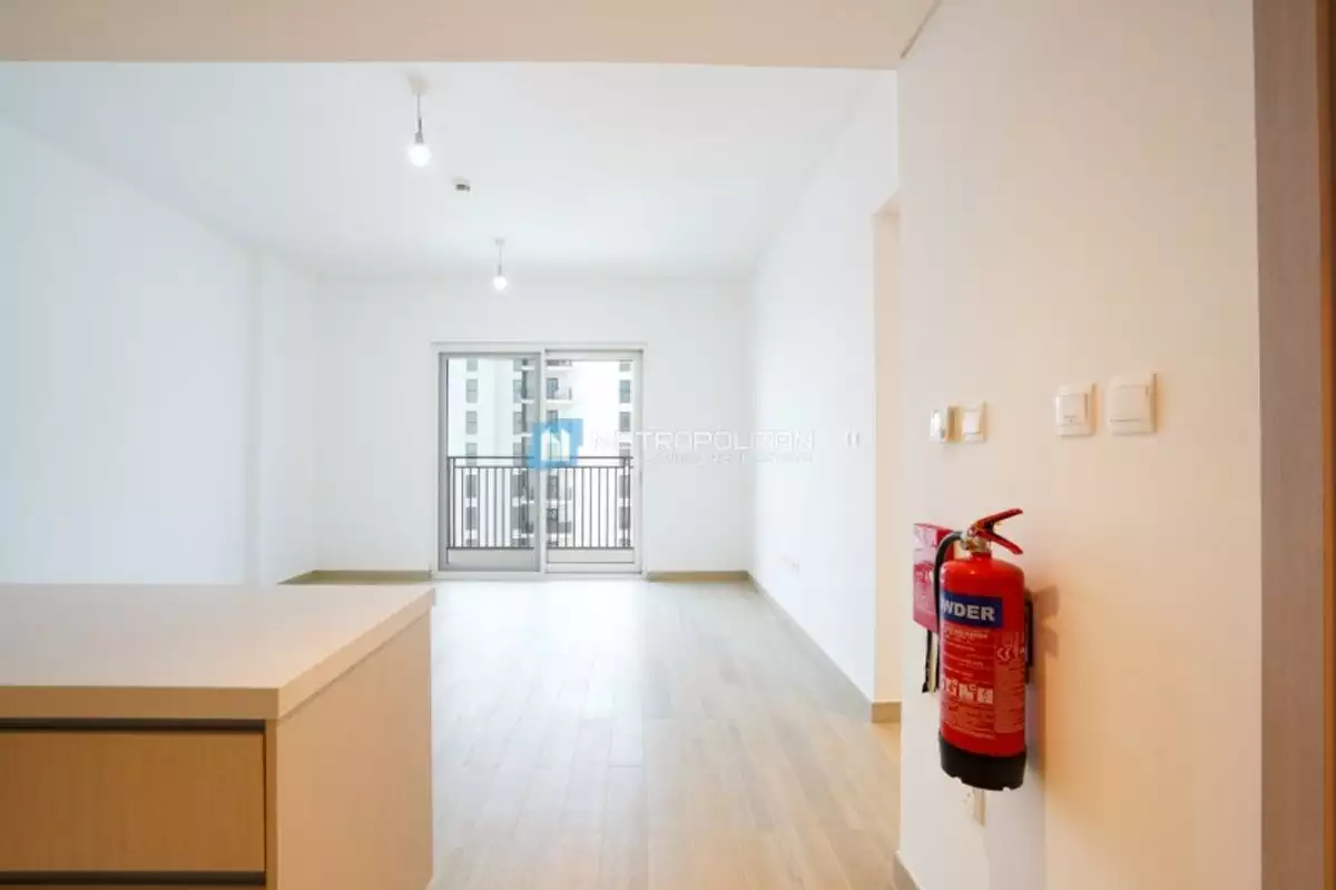 Flat 100m² in UAE, Abu Dhabi. Priced at 374573€ rent photo-4