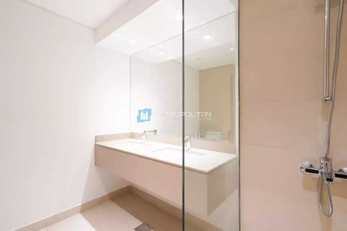 Flat 100m² in UAE, Abu Dhabi. Priced at 374573€ rent photo-17