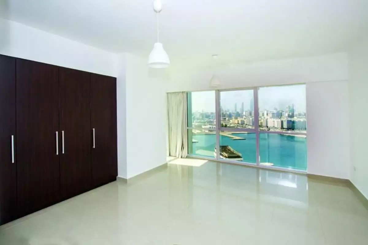 Flat 160m² in UAE, Abu Dhabi. Priced at 440410€ rent photo-15