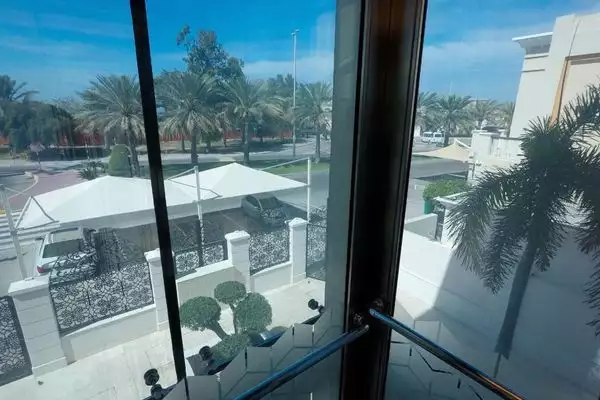 Villa 465m² in UAE, Abu Dhabi. Priced at 9988620€ rent photo-6