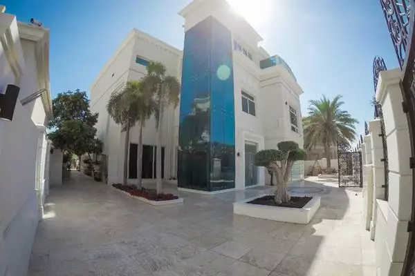 Villa 465m² in UAE, Abu Dhabi. Priced at 9988620€ rent photo-7