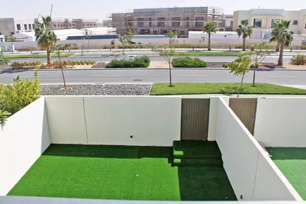 Townhouse 217m² in UAE, Abu Dhabi. Priced at 749146€ rent photo-1