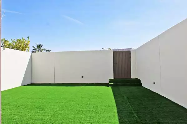 Townhouse 217m² in UAE, Abu Dhabi. Priced at 749146€ rent photo-6